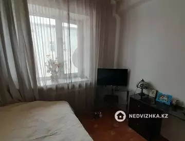 3-комнатная квартира, этаж 4 из 4, 59 м²