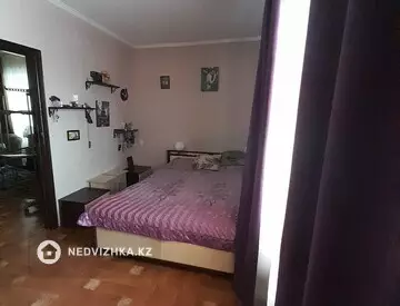 3-комнатная квартира, этаж 4 из 4, 59 м²