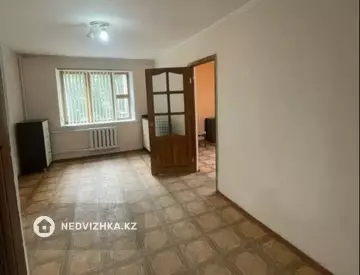 2-комнатная квартира, этаж 3 из 4, 40 м²