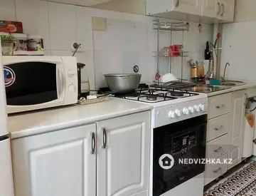 3-комнатная квартира, этаж 2 из 6, 57 м²