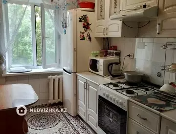 3-комнатная квартира, этаж 2 из 6, 57 м²