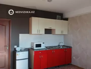 1-комнатная квартира, этаж 8 из 12, 35 м²