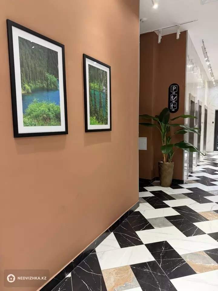 2-бөлмелі пәтер, қабат 8 барлық қабат саны 18, 47 м², 2-фотосурет