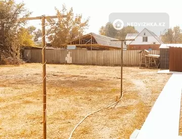 5-бөлмелі үй, 12 соттық, 300 м², 4-нобай