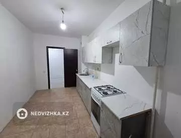 3-комнатная квартира, этаж 2 из 9, 70 м², миниатюра 6