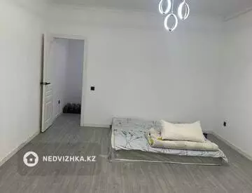 10-комнатный дом, 6 соток, 550 м², миниатюра 1