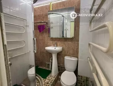 3-комнатная квартира, этаж 1 из 5, 60 м², На длительный срок, миниатюра 10