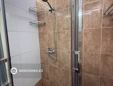 3-комнатная квартира, этаж 1 из 5, 60 м², На длительный срок, миниатюра 11