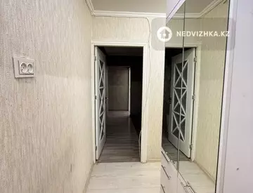 3-комнатная квартира, этаж 1 из 5, 60 м², На длительный срок, миниатюра 12