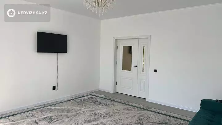 3-бөлмелі пәтер, қабат 3 барлық қабат саны 12, 86 м², На длительный срок, 2-фотосурет