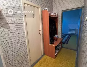 1-комнатная квартира, этаж 4 из 5, 38 м²