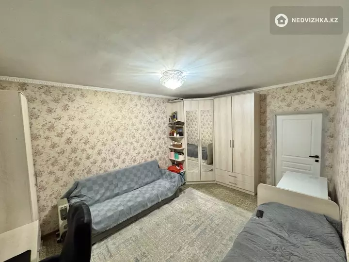 2-комнатная квартира, этаж 5 из 9, 70 м², фотография 4