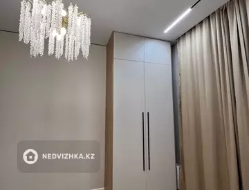 3-комнатная квартира, этаж 2 из 3, 86 м², миниатюра 3