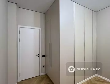 3-комнатная квартира, этаж 2 из 3, 86 м², миниатюра 9