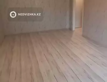 1-комнатная квартира, этаж 2 из 5, 30 м², миниатюра 7