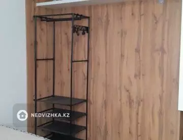 1-комнатная квартира, этаж 1 из 2, 32 м²