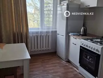 1-комнатная квартира, этаж 5 из 5, 39 м², Посуточно