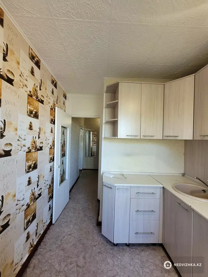 2-комнатная квартира, этаж 3 из 5, 45 м², фотография 2