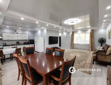 5-бөлмелі үй, 13.8 соттық, 175 м², 6-нобай