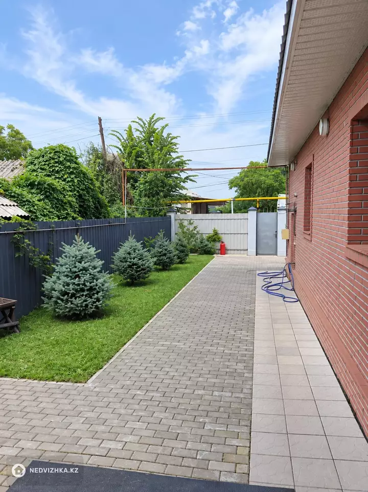 5-комнатный дом, 13.8 соток, 175 м², фотография 3