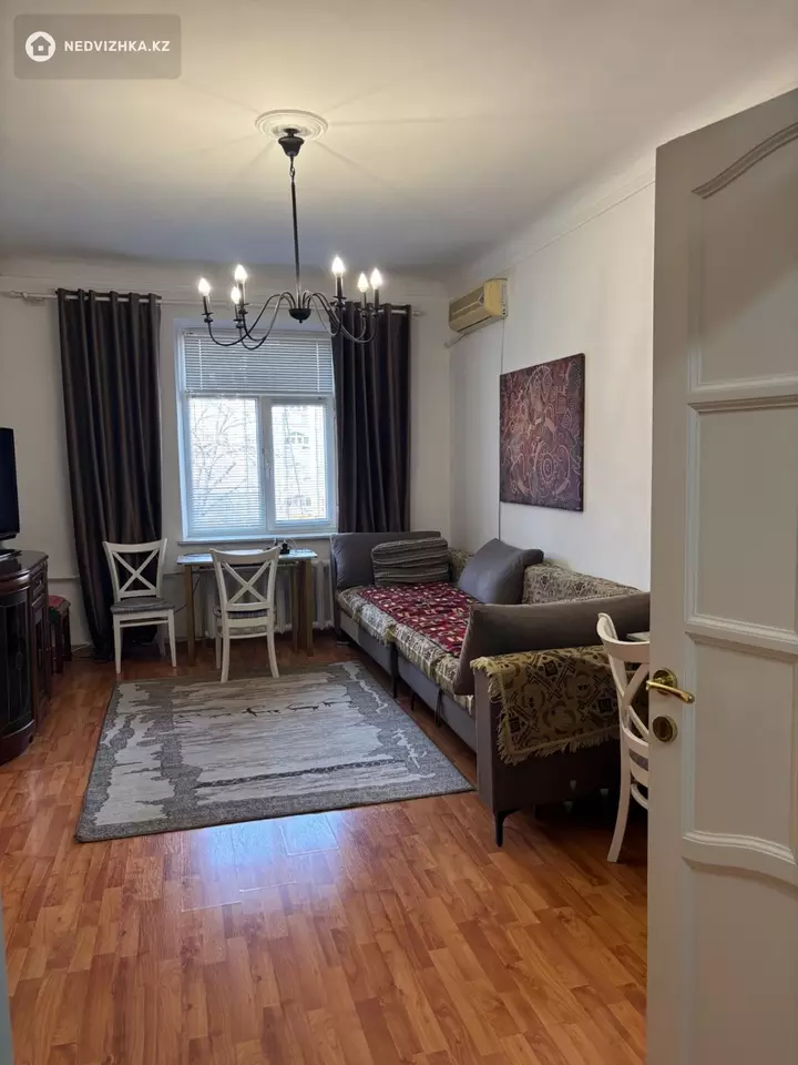 3-комнатная квартира, этаж 3 из 3, 71 м², фотография 4