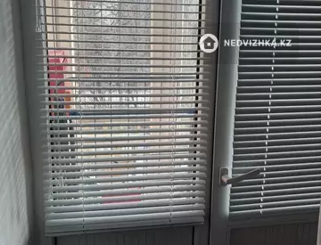 3-комнатная квартира, этаж 3 из 3, 71 м², миниатюра 8