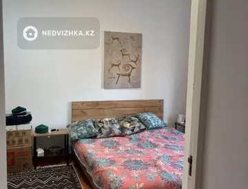 3-комнатная квартира, этаж 3 из 3, 71 м², миниатюра 10