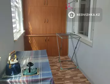 2-комнатная квартира, этаж 4 из 5, 56 м²