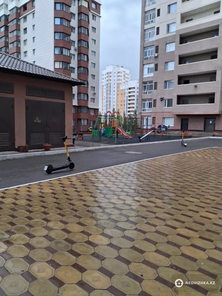 1-комнатная квартира, этаж 2 из 14, 38 м², фотография 4