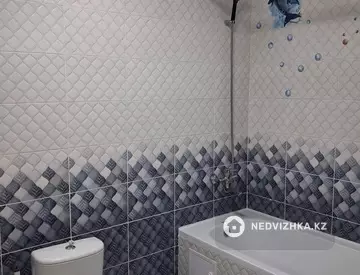 1-комнатная квартира, этаж 2 из 14, 38 м², миниатюра 11