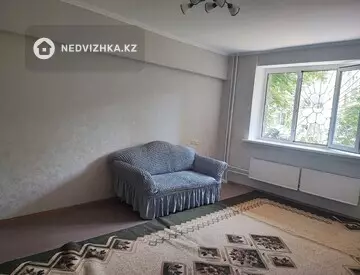 1-комнатная квартира, этаж 1 из 5, 36 м², миниатюра 3