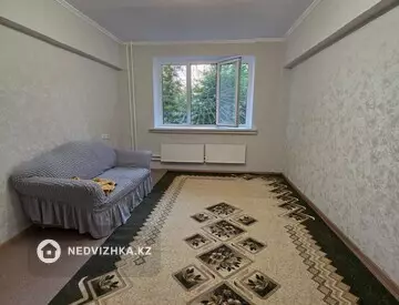 1-комнатная квартира, этаж 1 из 5, 36 м², миниатюра 1