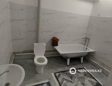 2-комнатная квартира, этаж 1 из 7, 58 м², На длительный срок, миниатюра 4