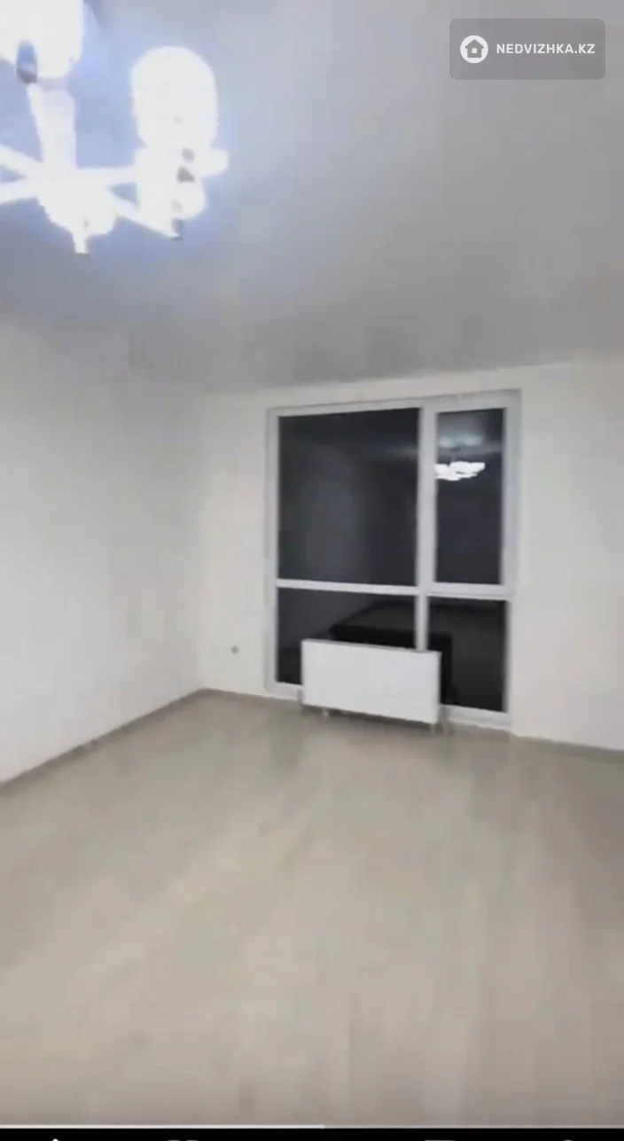 2-комнатная квартира, этаж 9 из 10, 68 м², фотография 2