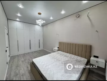 2-комнатная квартира, этаж 8 из 12, 49 м²