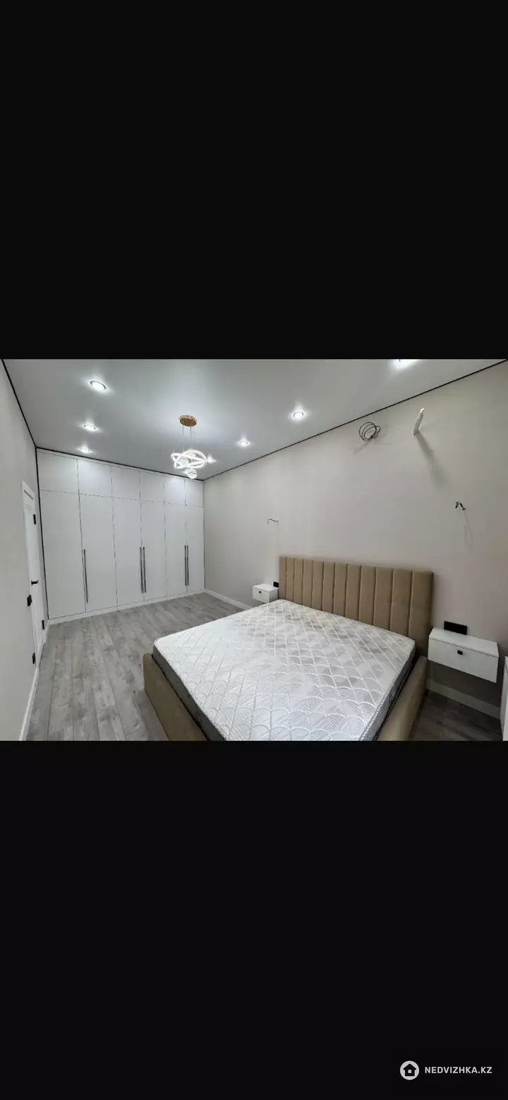 2-комнатная квартира, этаж 8 из 12, 49 м², фотография 3