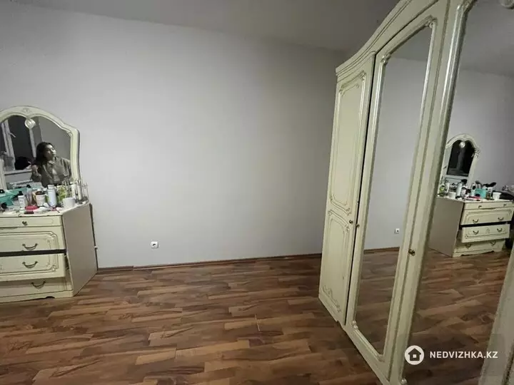 2-бөлмелі пәтер, қабат 4 барлық қабат саны 16, 82 м², 3-фотосурет