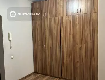 2-комнатная квартира, этаж 4 из 16, 82 м², миниатюра 8