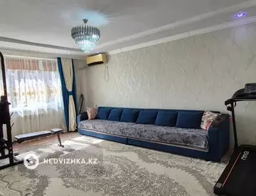 3-комнатная квартира, этаж 2 из 5, 80 м², На длительный срок, миниатюра 6