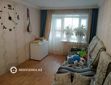 3-комнатная квартира, этаж 2 из 4, 56 м²