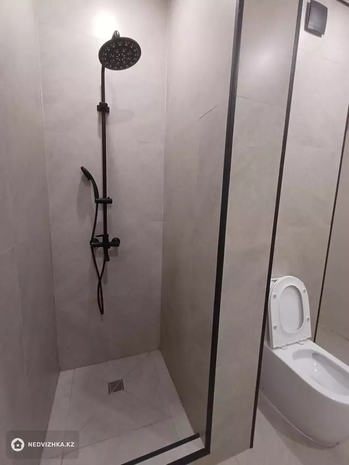 1-комнатная квартира, этаж 2 из 5, 37 м², фотография 3
