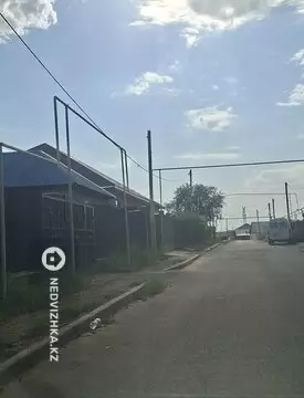 2-комнатный дом, 8 соток, 51 м²