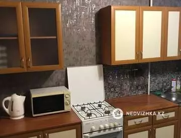 1-бөлмелі пәтер, қабат 3 барлық қабат саны 8, 38 м², На длительный срок, 1-нобай