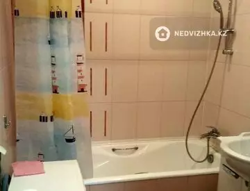 1-бөлмелі пәтер, қабат 3 барлық қабат саны 8, 38 м², На длительный срок, 4-нобай