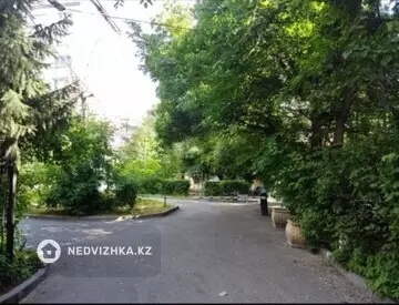 4-комнатная квартира, этаж 2 из 4, 86 м²