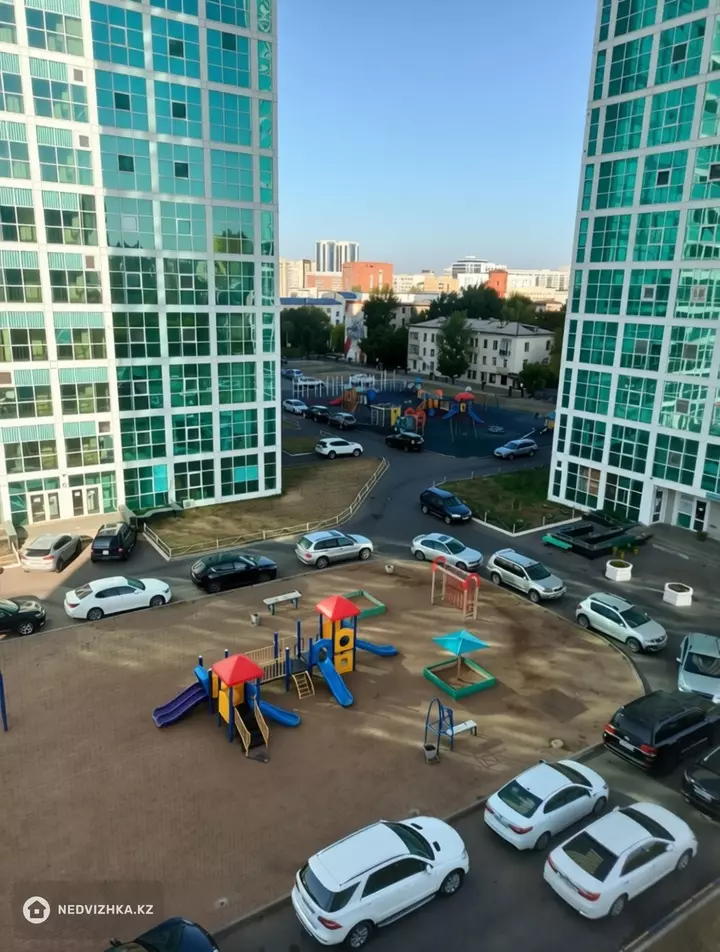 4-комнатная квартира, этаж 5 из 27, 170 м², фотография 2