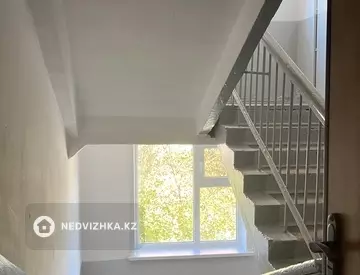 2-комнатная квартира, этаж 3 из 5, 44 м²