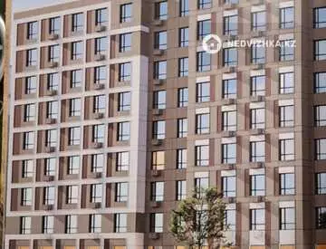 4-комнатная квартира, этаж 8 из 9, 109 м², миниатюра 3