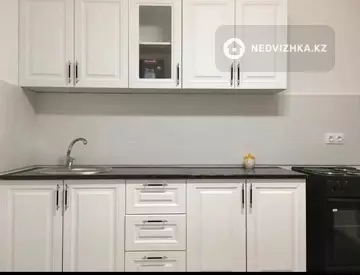 1-комнатная квартира, этаж 6 из 25, 39 м²