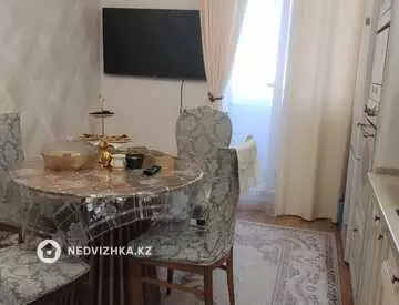 3-бөлмелі пәтер, қабат 10 барлық қабат саны 14, 86 м², 1-нобай